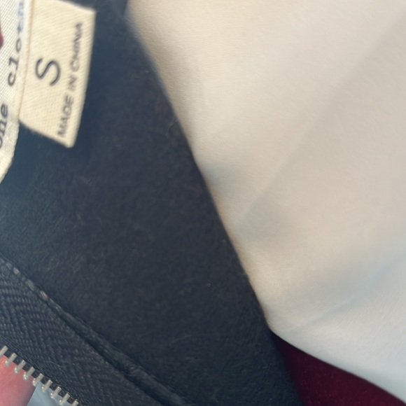 Join the Leather trend this season in this cute mini!! - Picture 7 of 7